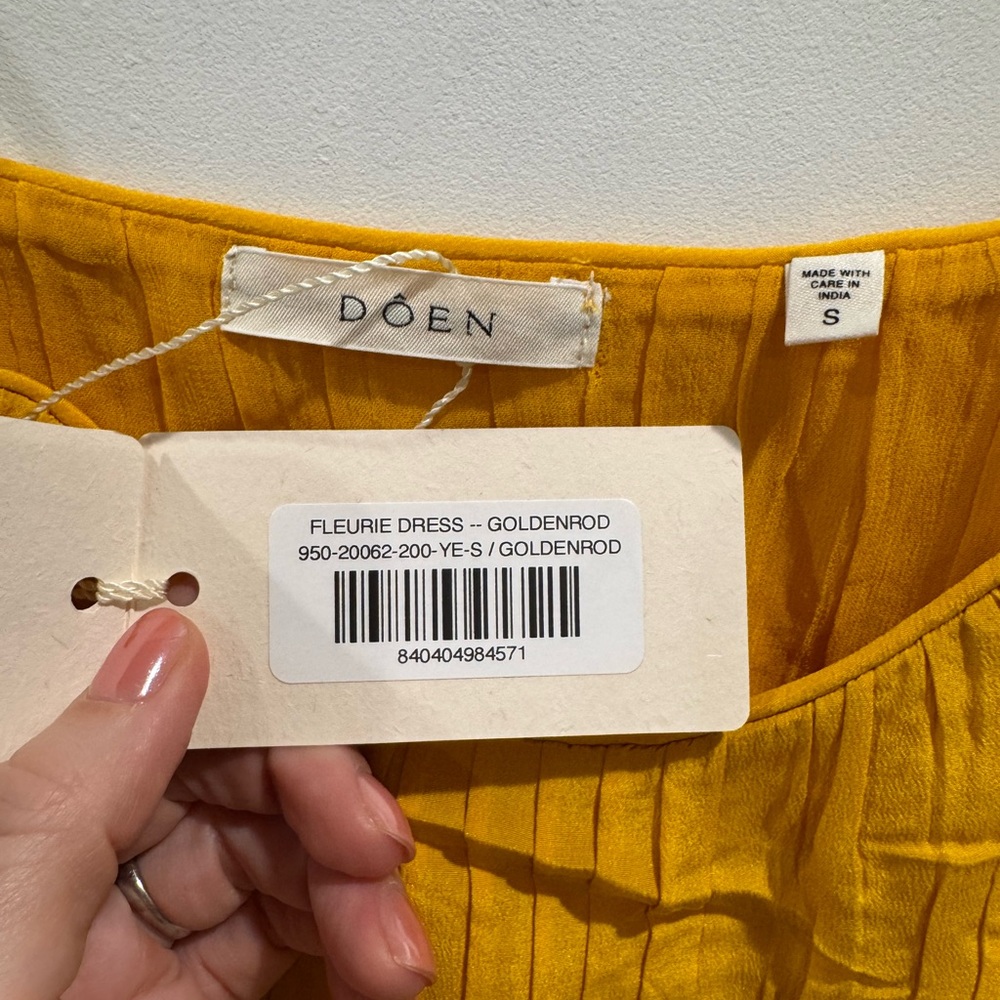 NWT Doen yellow silk Fleurie mini dress in goldenrod - Picture 3 of 9
